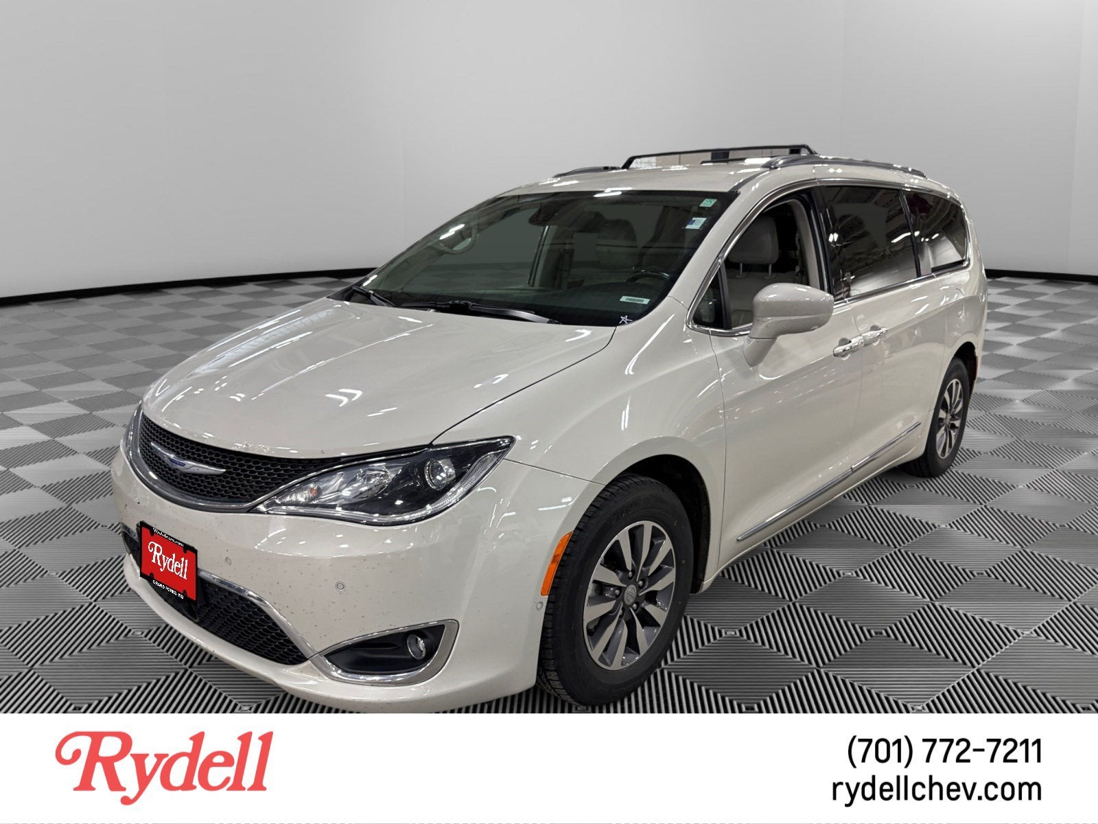 2020 Chrysler Pacifica Touring L Plus