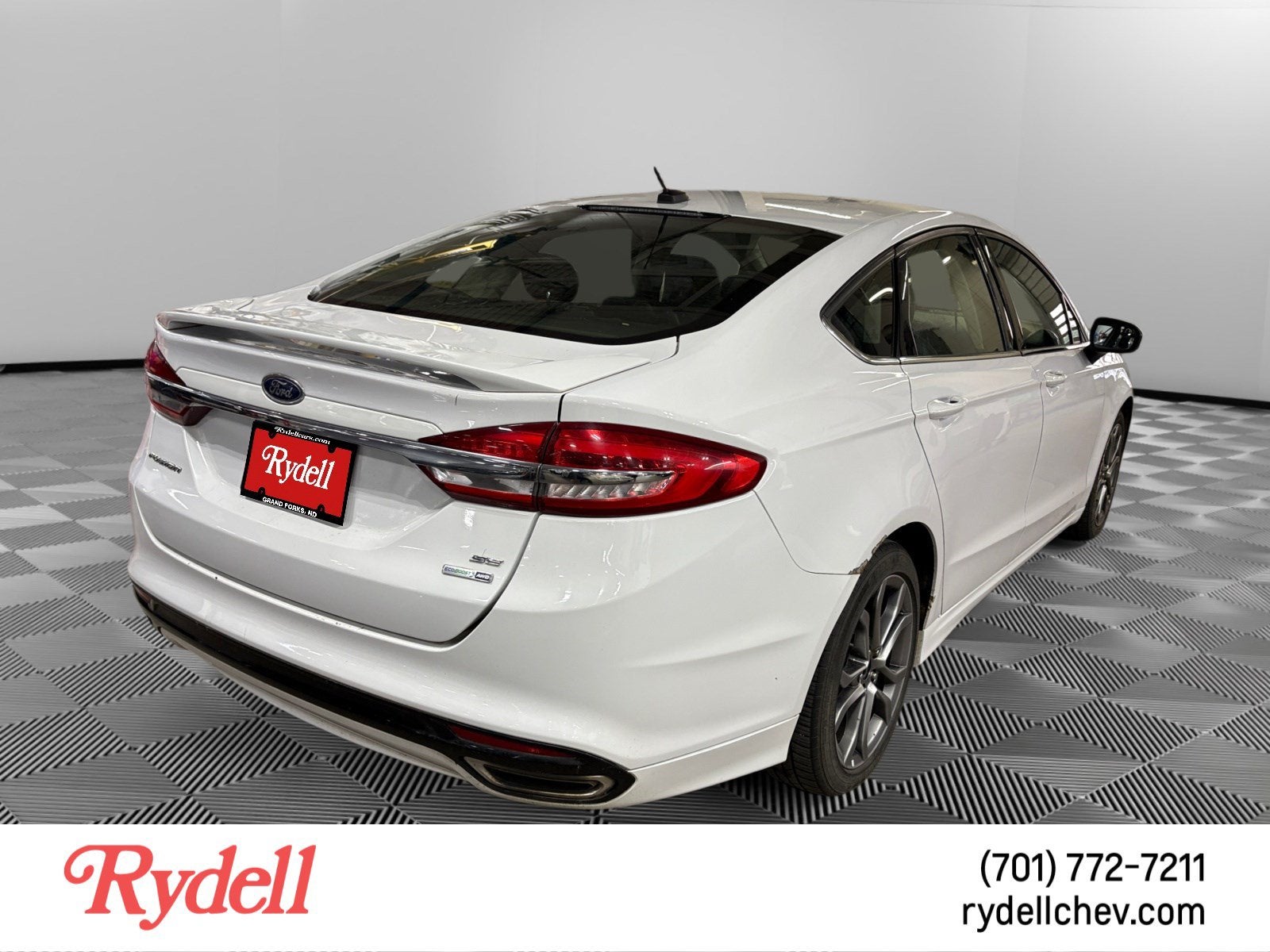 2017 Ford Fusion SE