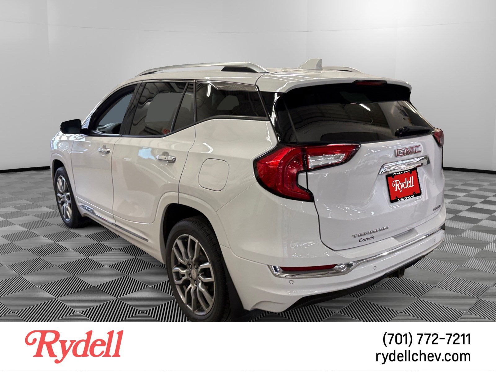 2023 GMC Terrain Denali