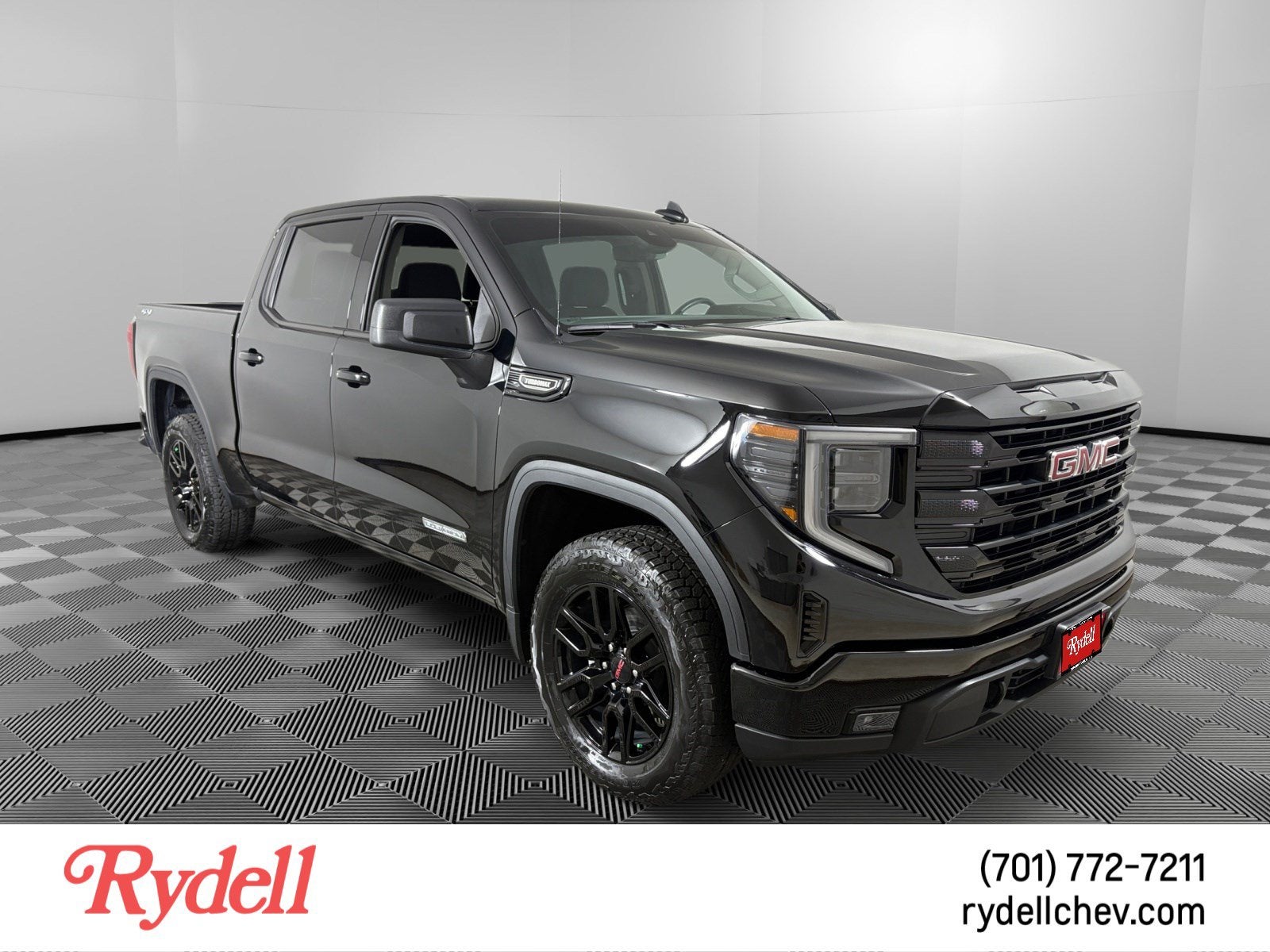 2025 GMC Sierra 1500 Elevation