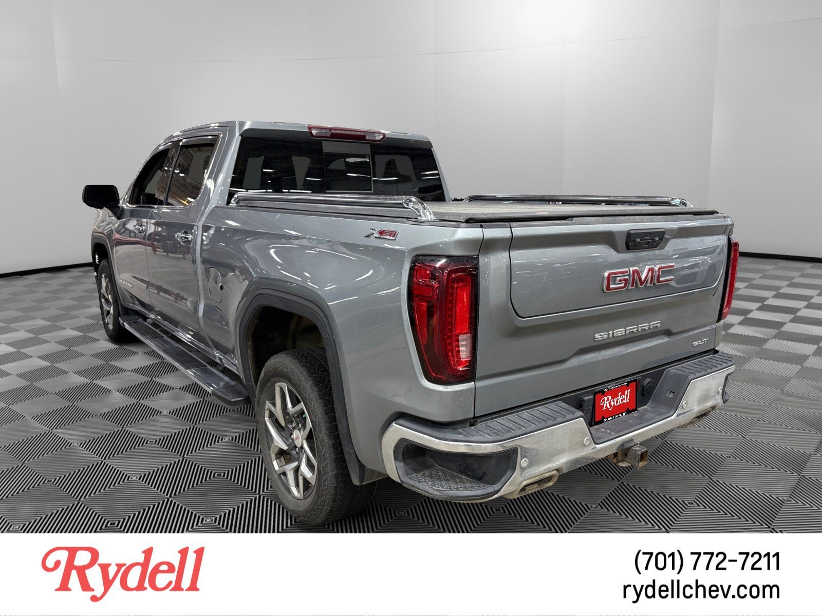 2023 GMC Sierra 1500 SLT