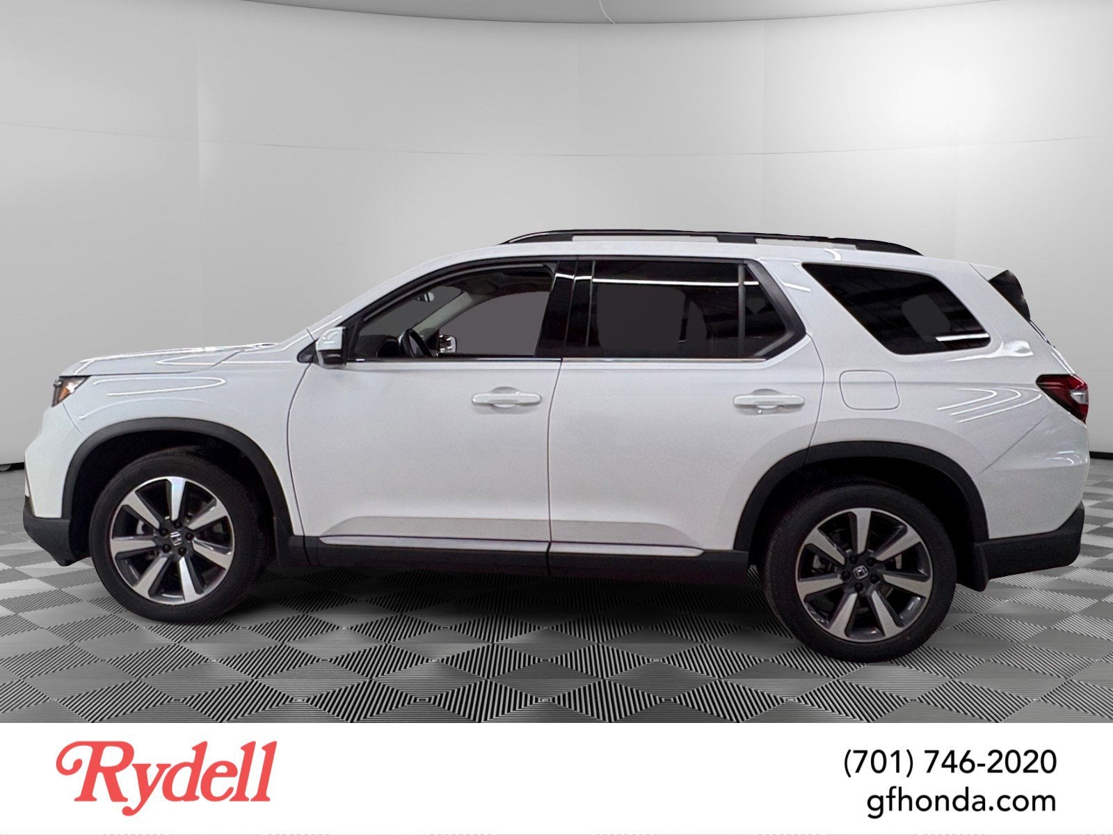 2025 Honda Pilot Touring
