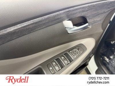 2020 Hyundai Santa Fe SE