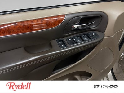 2013 Chrysler Town & Country Touring-L