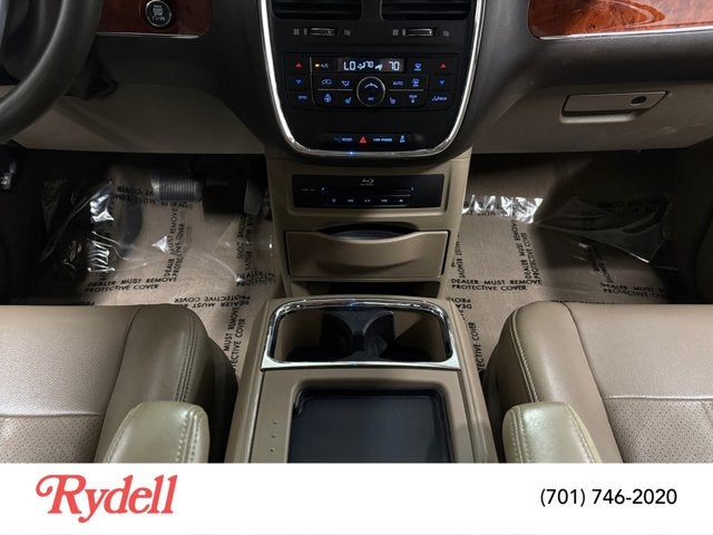2013 Chrysler Town & Country Touring-L