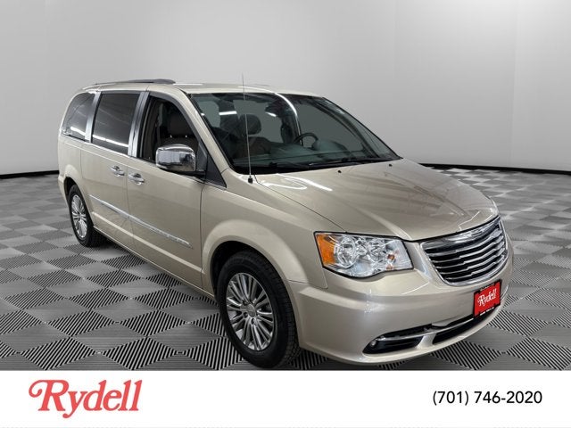 2013 Chrysler Town & Country Touring-L