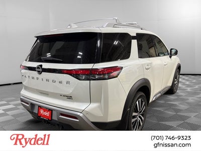 2024 Nissan Pathfinder Platinum