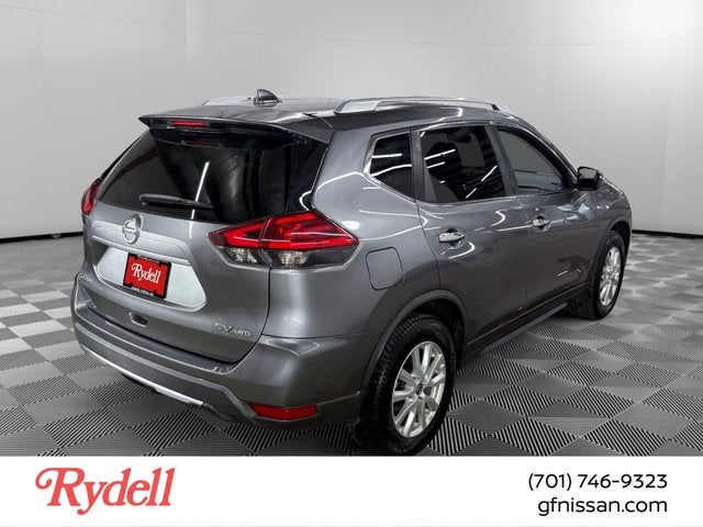 2017 Nissan Rogue SV
